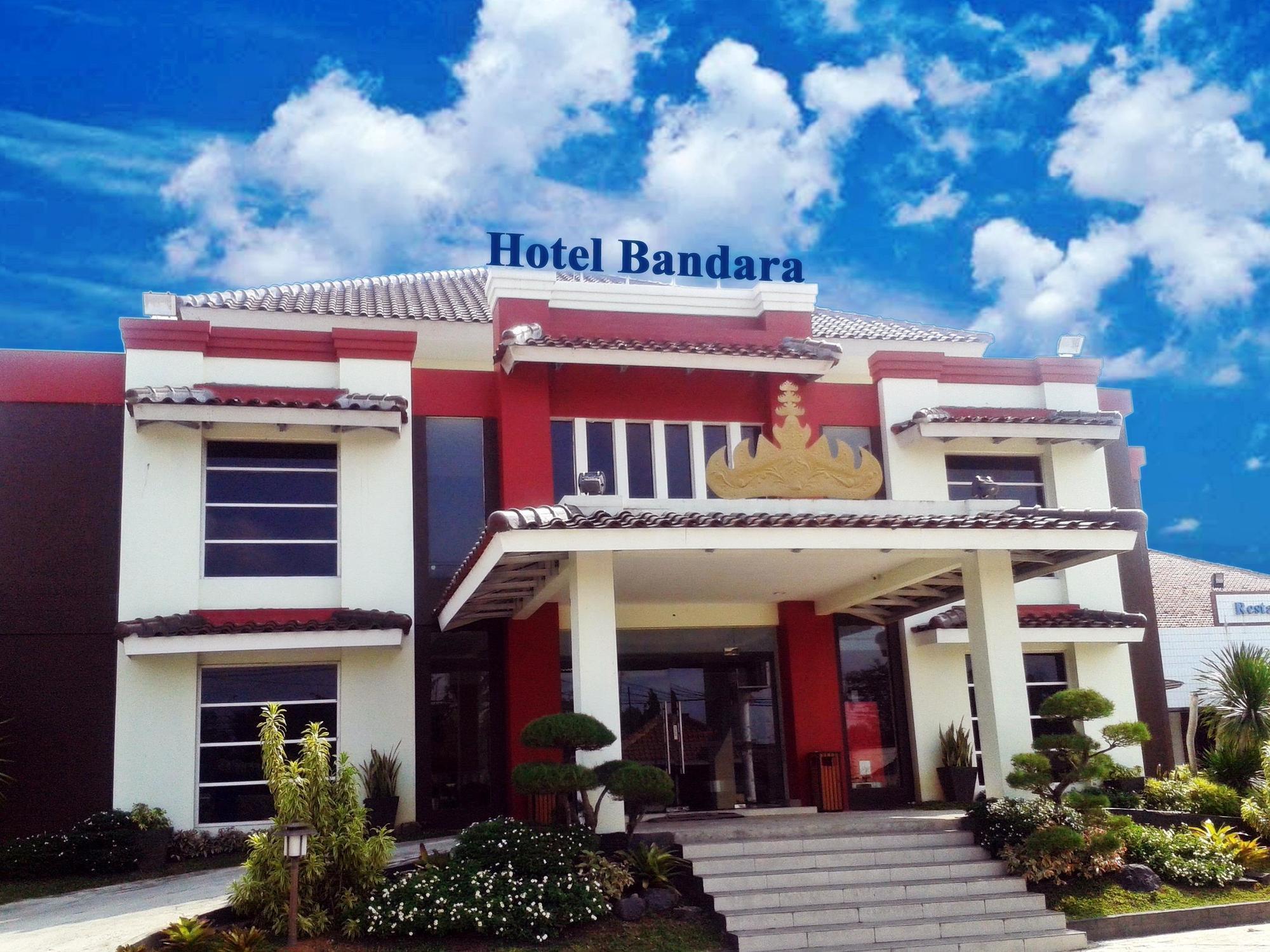 Hotel Bandara Syariah Negarasaka Bagian luar foto